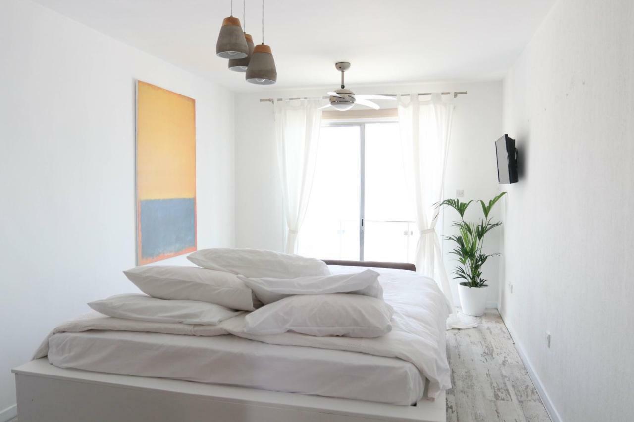 Nomasuites - Sea Studio Paphos Ngoại thất bức ảnh