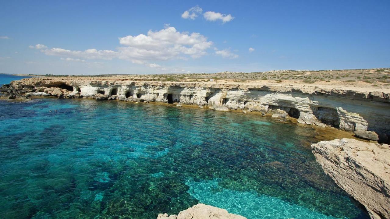Nomasuites - Sea Studio Paphos Ngoại thất bức ảnh