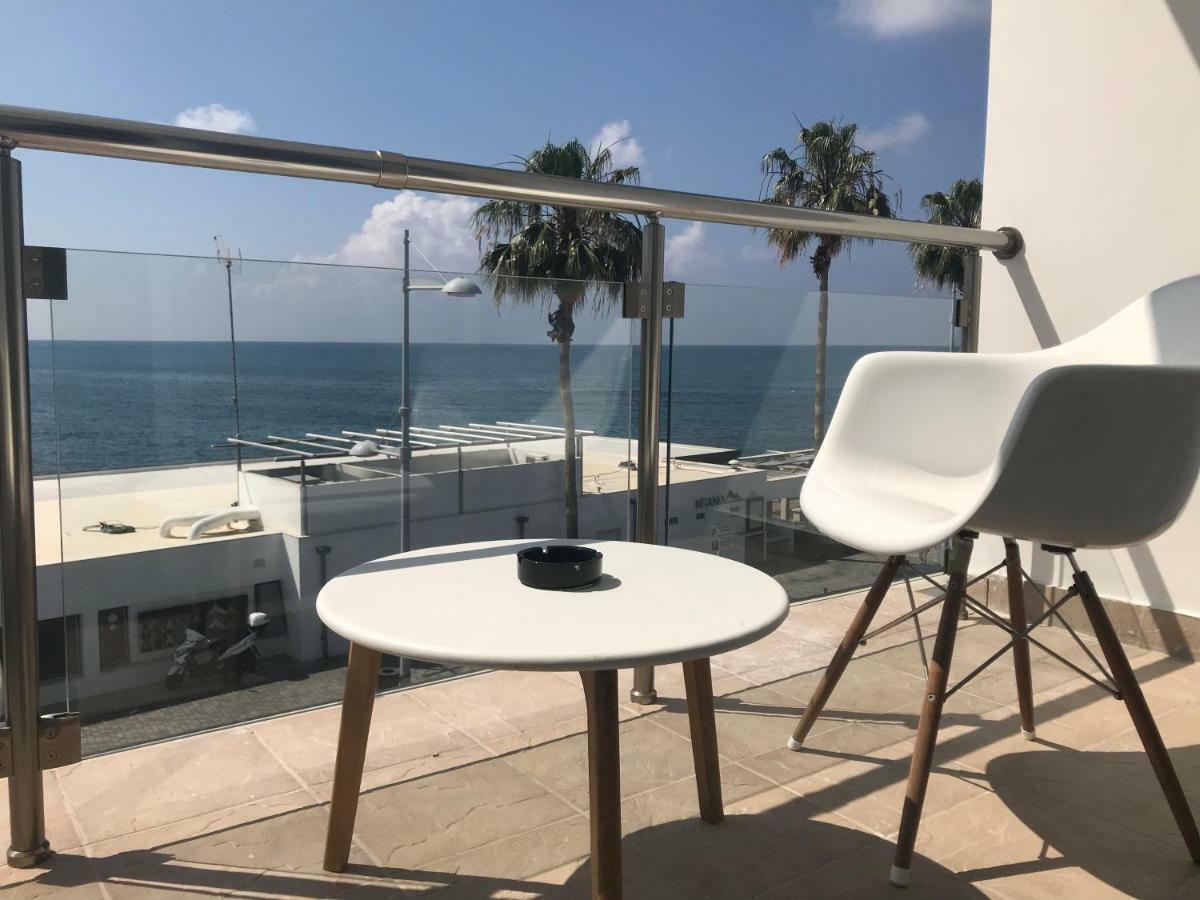 Nomasuites - Sea Studio Paphos Ngoại thất bức ảnh